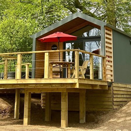 Riverside Cabins Shrewsbury Exterior photo