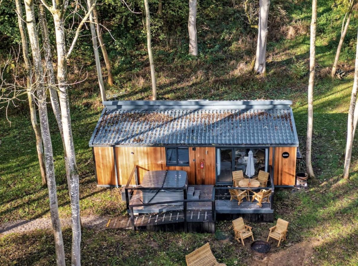 Riverside Cabins Shrewsbury Exterior photo