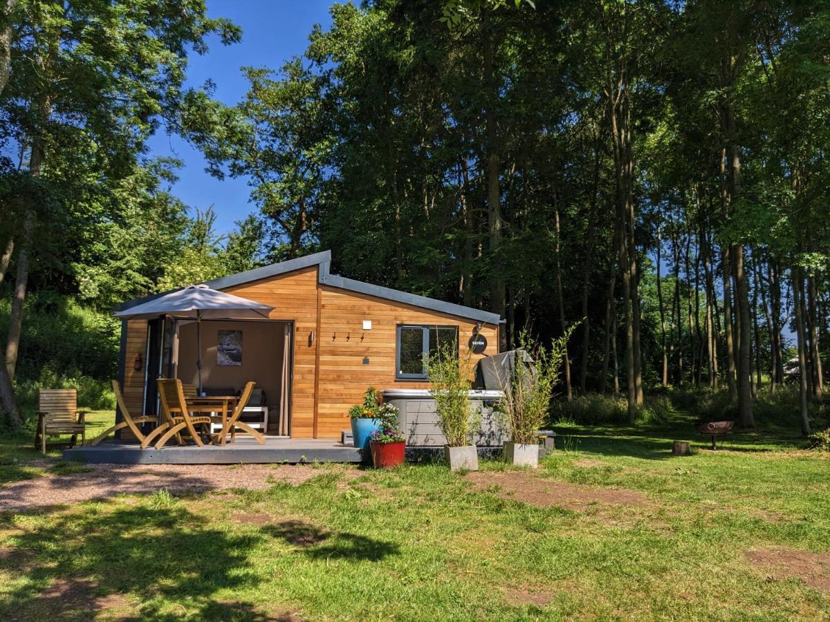 Riverside Cabins Shrewsbury Exterior photo